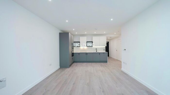 1 Bedroom Flat To Rent In Woodberry Down, London, E4