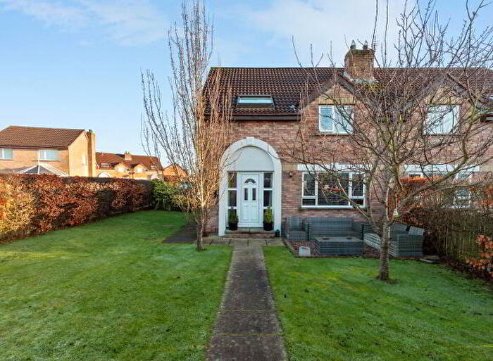 3 Bedroom Semi-Detached House For Sale In Lawnbrook Drive, Newtownards, BT23