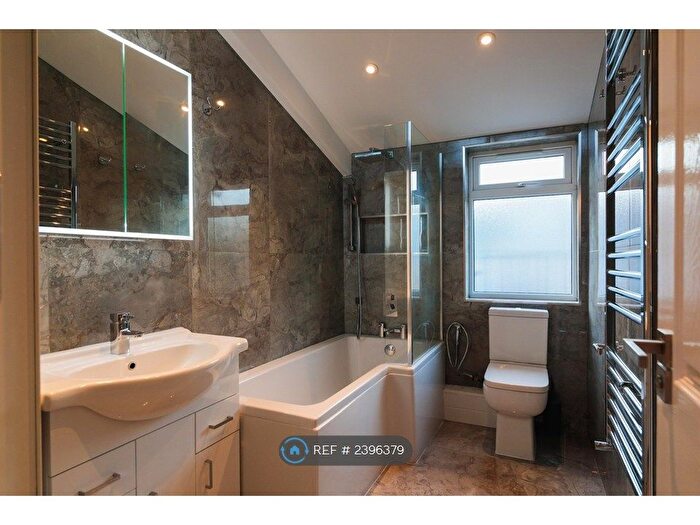 1 Bedroom Flat To Rent In Garlinge Road, London, NW2