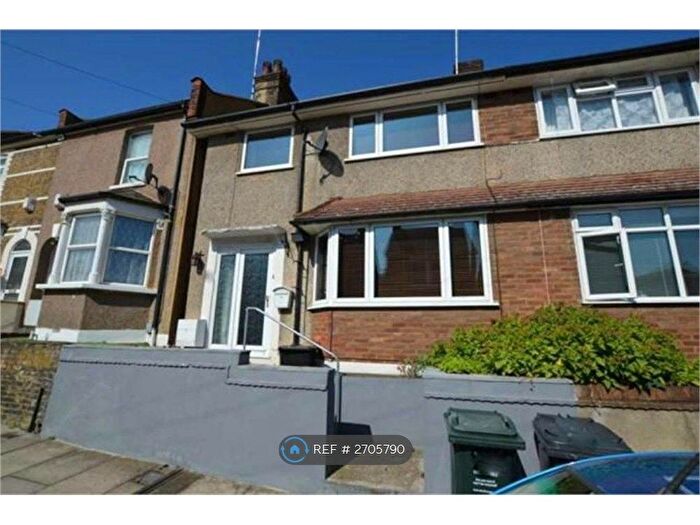 3 Bedroom Terraced House To Rent In Westgate Road, Dartford, DA1