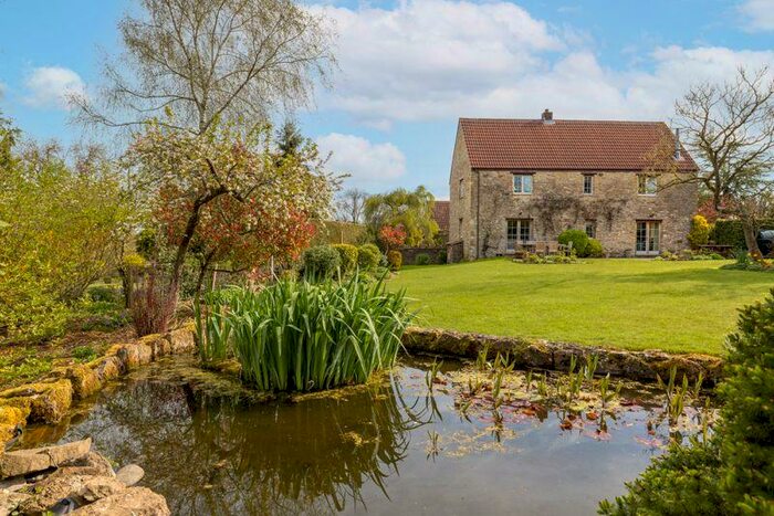 4 Bedroom Detached House For Sale In Picturesque Family Four Bedroom Home With Large Garden, BA11