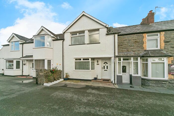 3 Bedroom Terraced House For Sale In John Street, Llanrwst, Conwy, LL26