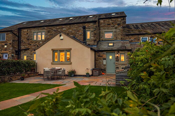 4 Bedroom Mews For Sale In Moorfield Mews, Shiloh Road, Mellor, SK6