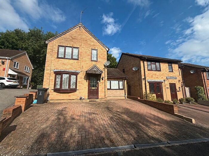 4 Bedroom Property To Rent In Clary Road, Swindon, SN2