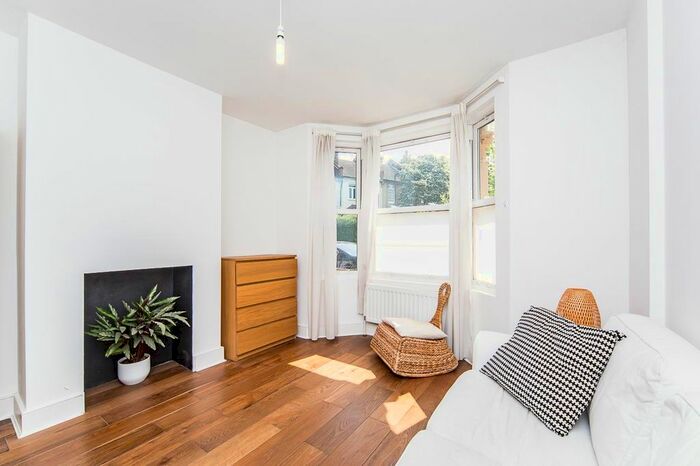 2 Bedroom Terraced House To Rent In Queen Elizabeth Road, London, E17