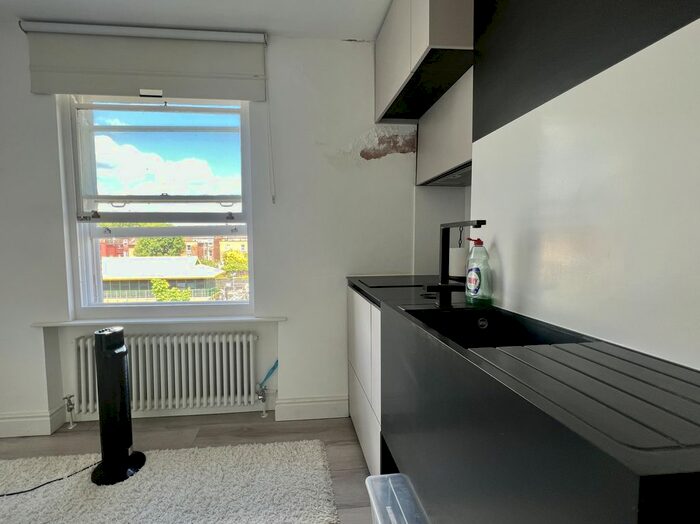 Studio To Rent In Claremont Road, London, W9