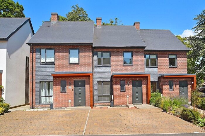 2 Bedroom Terraced House For Sale In Woodleigh Close, Harrogate, HG1