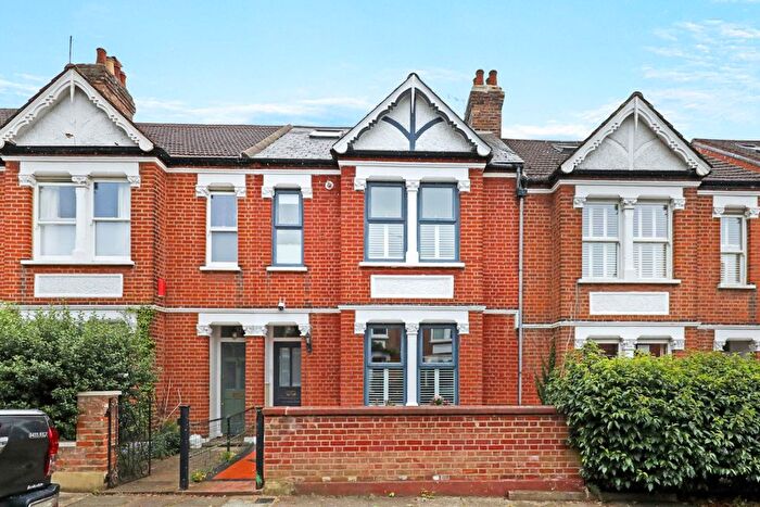2 Bedroom Maisonette To Rent In Chandos Ave, South Ealing, W5
