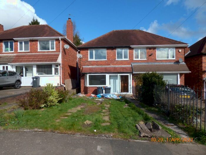 3 Bedroom Semi-Detached House To Rent In Tideswell Road, Birmingham, B42
