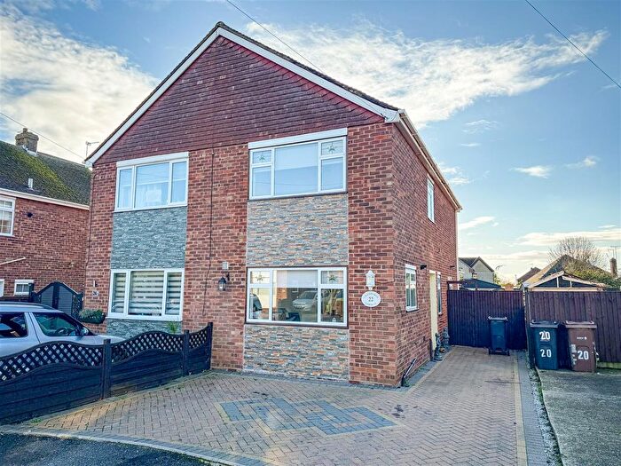 2 Bedroom Semi-Detached House For Sale In Chatsworth Gardens, Clacton-On-Sea, CO15