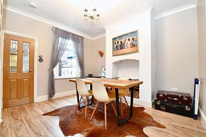 2 Bedroom Terraced House For Sale In Deyne Street, Salford, M6