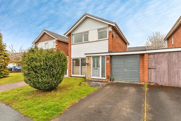 3 Bedroom Link Detached House For Sale In Overpool Road, Great Sutton, Ellesmere Port, Cheshire, CH66