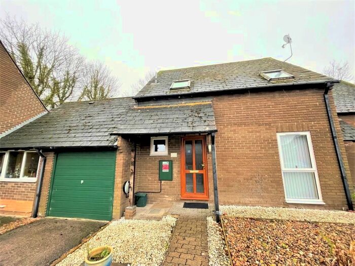3 Bedroom Semi-Detached House To Rent In Didcot, Oxfordshire OX11