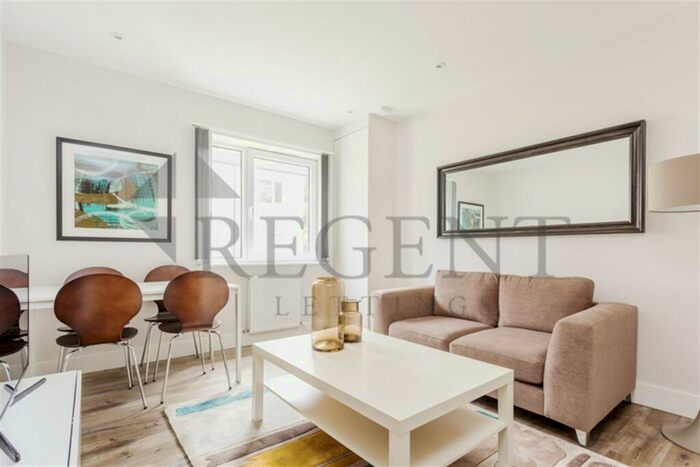 2 Bedroom Apartment To Rent In Willow Court, Cambridge Road, KT1