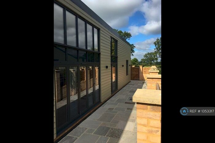 2 Bedroom Semi-Detached House To Rent In Five Acres, Hertford, SG13