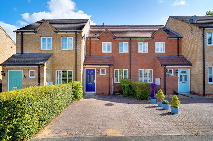 2 Bedroom Terraced House To Rent In Pipit Close, Royston, SG8
