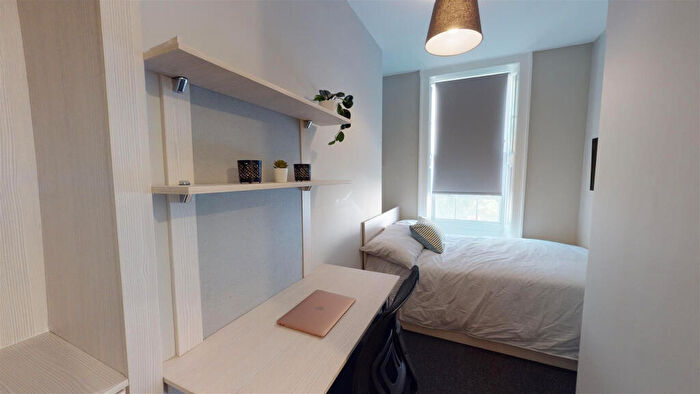 11 Bedroom House To Rent In Guinea Street, Bristol, BS1