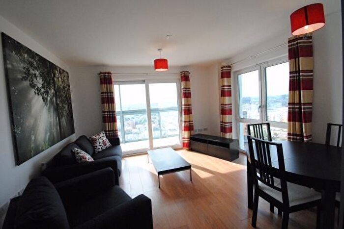 1 Bedroom Flat To Rent In City Peninsula, Barge Walk, London, SE10