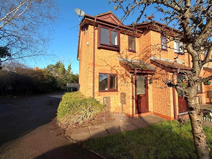 1 Bedroom End Of Terrace House To Rent In Kenilworth Drive, Weavers Green, CV11