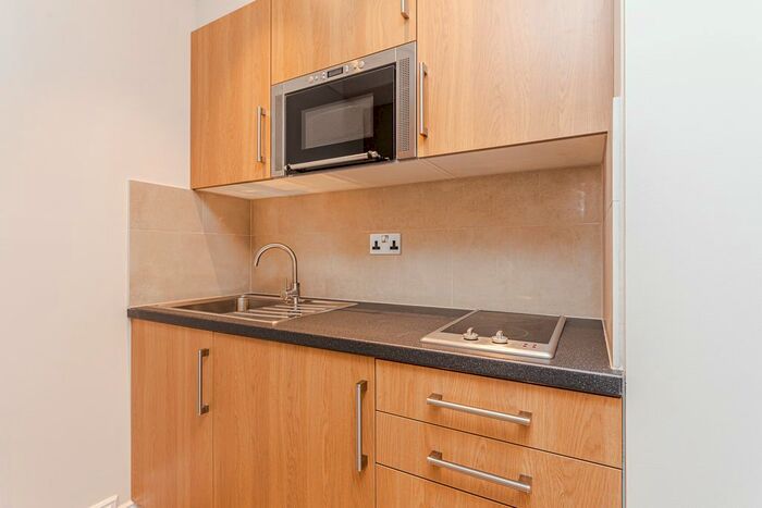 Studio To Rent In Courtfield Gardens, Earls Court, SW5