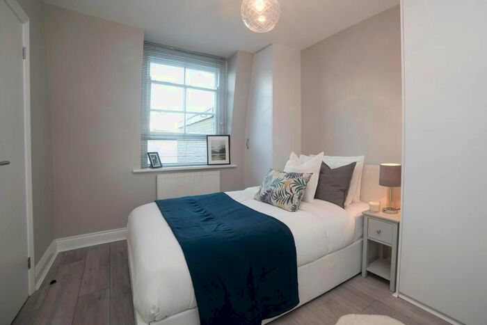 Studio To Rent In Lithos Road, London NW3