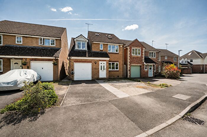 5 Bedroom Detached House For Sale In Richards Close, Royal Wootton Bassett, SN4
