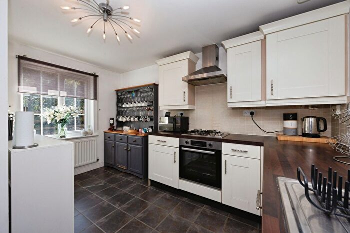 4 Bedroom Detached House For Sale In Russett Close, Ashford, TN23