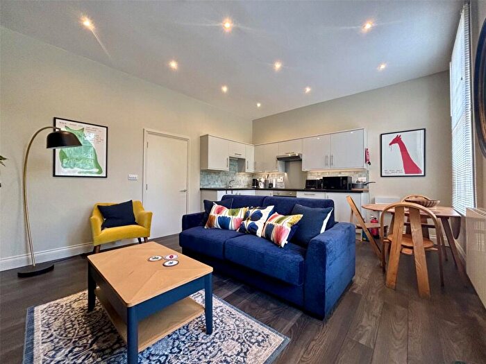1 Bedroom Apartment To Rent In Albion Terrace, Upper Bristol Road, Bath, BA1