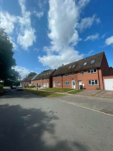 4 Bedroom House To Rent In Kirby Corner, CV4