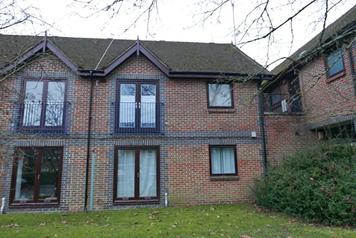 1 Bedroom Flat To Rent In The Ridings, Crawley, RH10