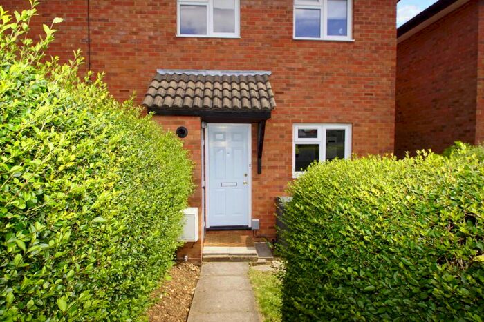 1 Bedroom Semi-Detached House To Rent In Larkinson, Stevenage Old Town Area, SG1