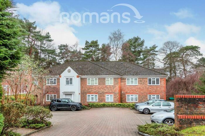 1 Bedroom Flat To Rent In Fairway Heights, Camberley, GU15