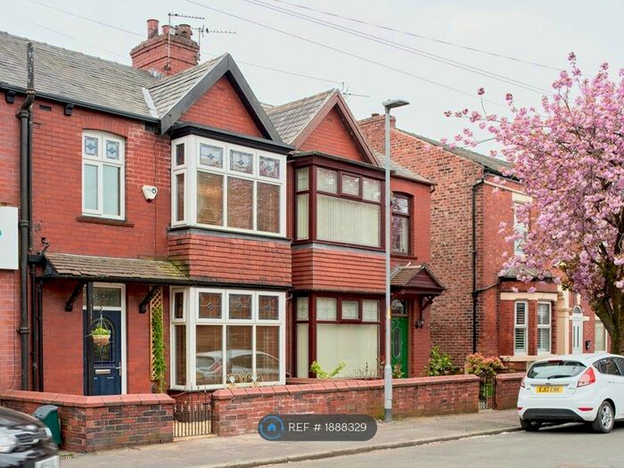 3 Bedroom Terraced House To Rent In Derbyshire Road, Manchester, M40