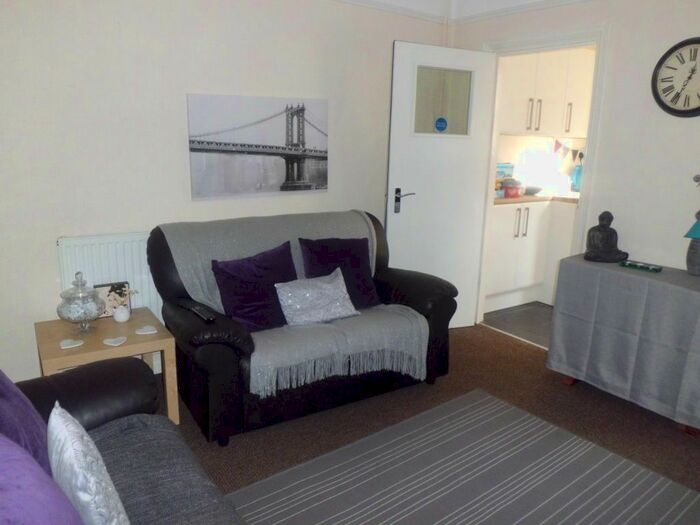 3 Bedroom Property To Rent In Rookery Road, Selly Oak, Birmingham, B29