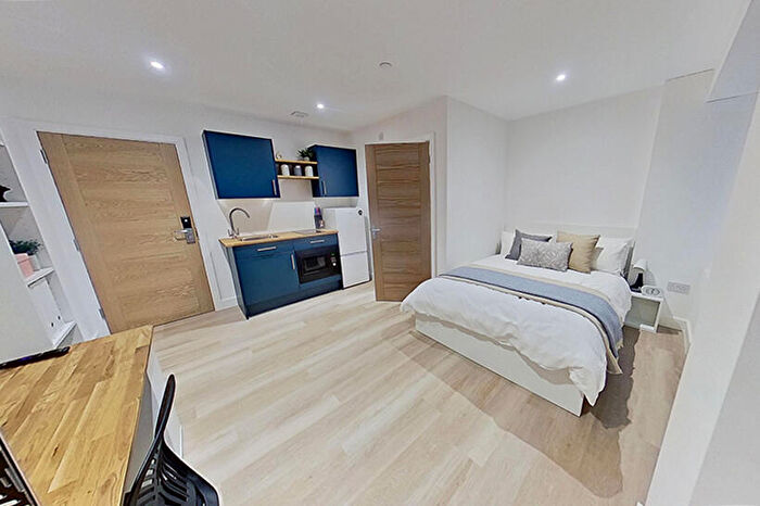 Studio To Rent In Flat, Sandfield House, Mansfield Road, Nottingham, NG1
