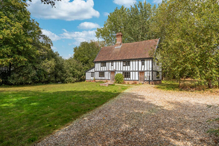 5 Bedroom Detached House For Sale In Potash Lane, Hethel, NR14