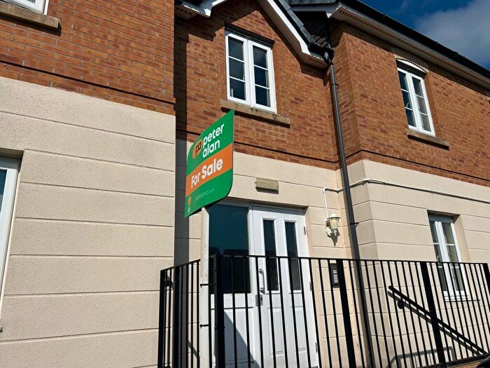 1 Bedroom Flat For Sale In Heron Drive, Penallta, Hengoed, CF82
