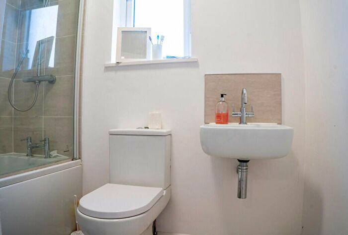 4 Bedroom Flat To Rent In Kelsey Street, Lancaster, LA1