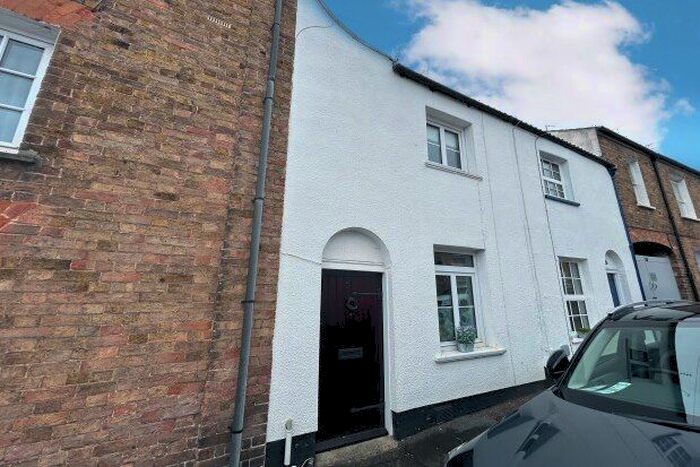 2 Bedroom Property To Rent In Westgate Street, Taunton, TA1
