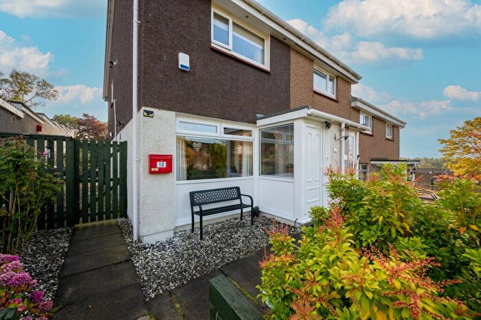 2 Bedroom End Of Terrace House For Sale In Douglas Drive, Dunfermline, KY12