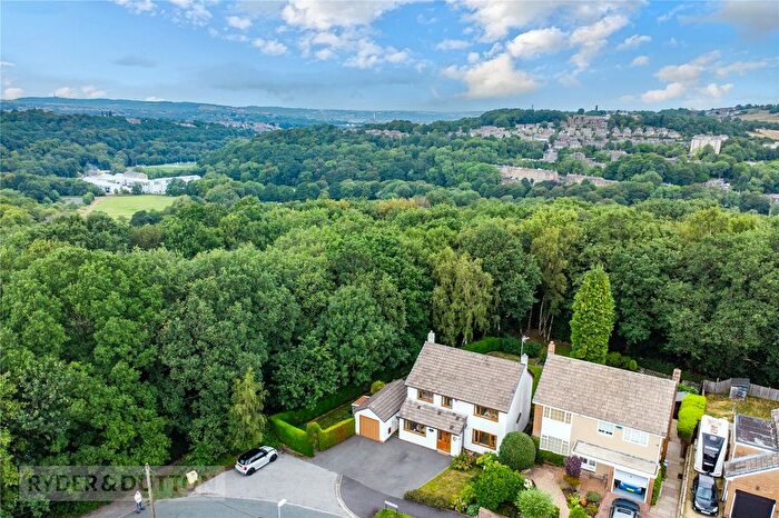 4 Bedroom Detached House For Sale In Bourn View Road, Netherton, Huddersfield, West Yorkshire, HD4