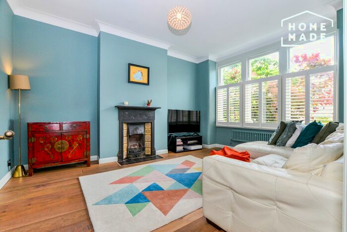 3 Bedroom Terraced House To Rent In Eastcombe Avenue, Greenwich, SE7