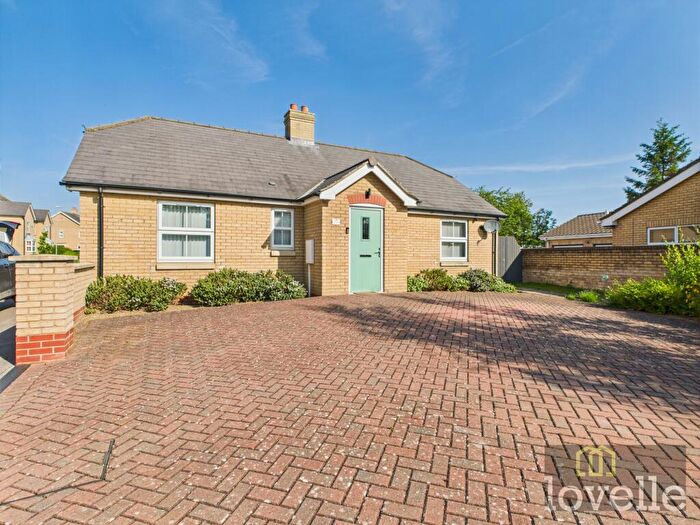 3 Bedroom Detached Bungalow For Sale In Wallaces Yard, Alford, LN13