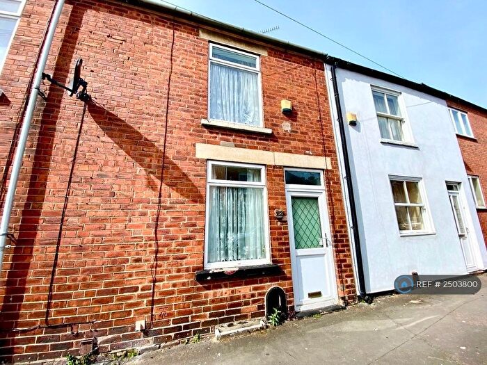 3 Bedroom Terraced House To Rent In Dudley Road, Grantham, NG31