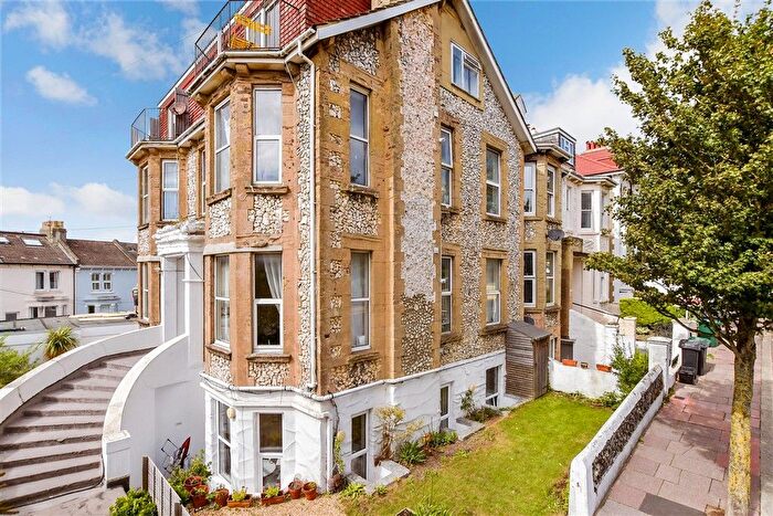 2 Bedroom Flat For Sale In Ditchling Road, Brighton, East Sussex, BN1