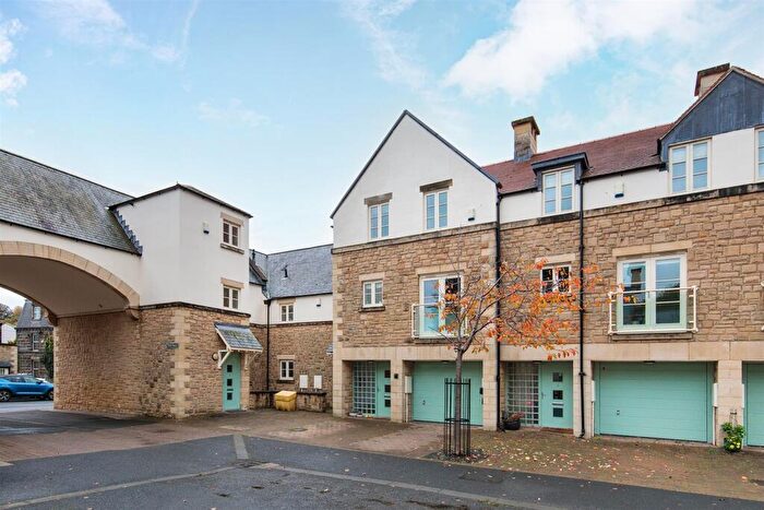 3 Bedroom Town House For Sale In Wrights Square, Rothbury, Morpeth, NE65