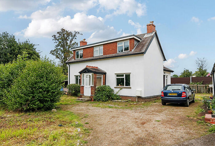 2 Bedroom Cottage For Sale In Oldends, Stonehouse, Gloucestershire, GL10