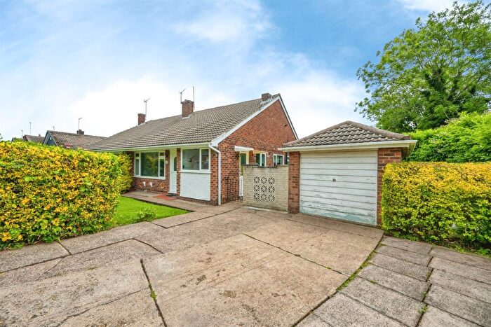 3 Bedroom Semi-Detached Bungalow For Sale In Thirlmere Avenue, Allestree, Derby, DE22
