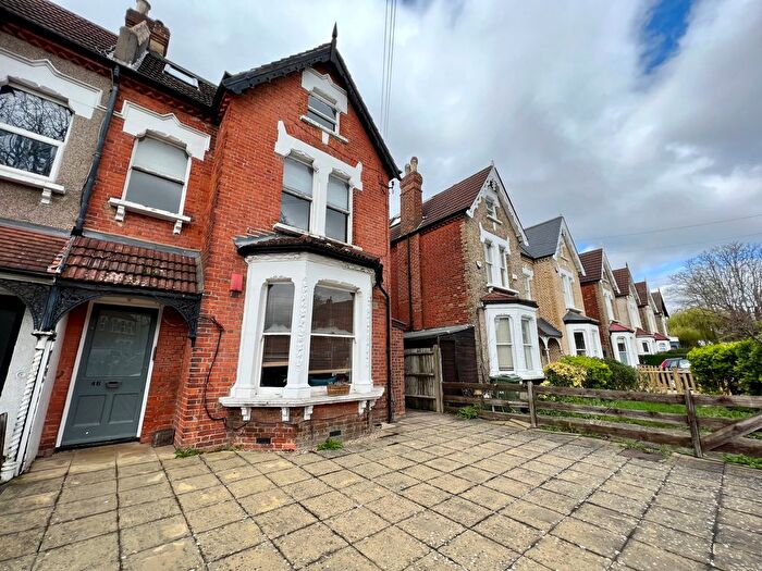 2 Bedroom Flat To Rent In Madeira Road, London, SW16