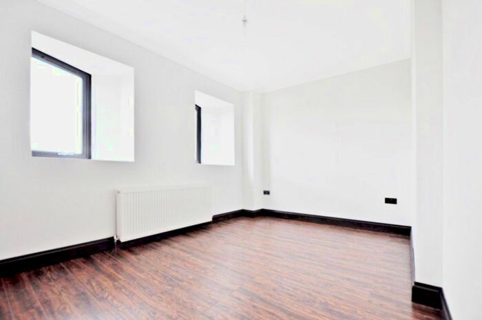 1 Bedroom Flat To Rent In Bohemia Place, Mare Street, London, E8